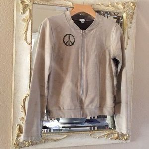 Yogi yoga zipper front jacket. Olive/tan. Size M